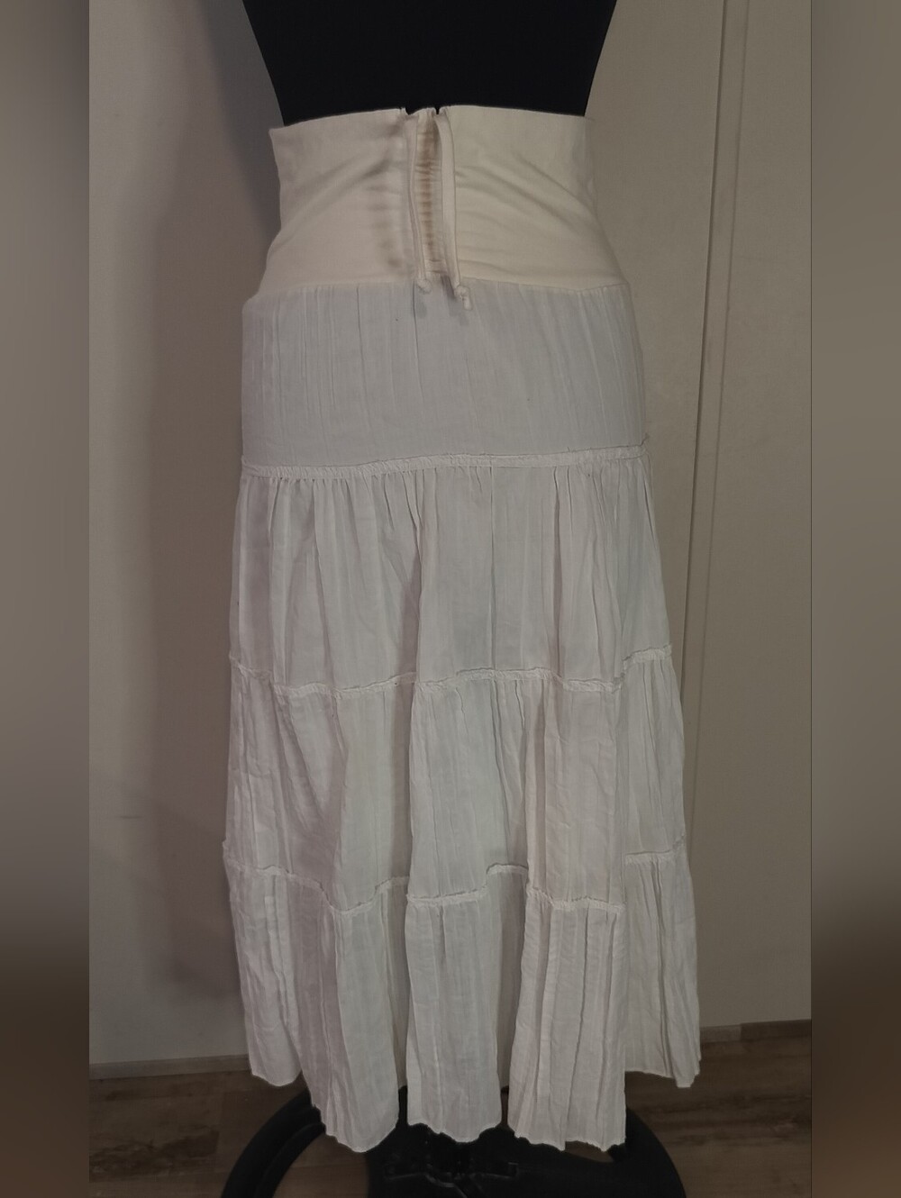 Women's White Tiered Maxi Skirt with High Waist